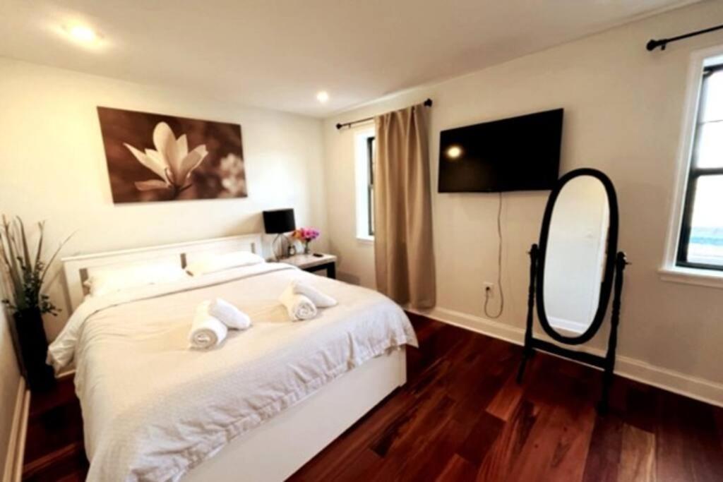 Modern Cozy Unit Near Geno'S & Pat'S Daire Philadelphia Dış mekan fotoğraf