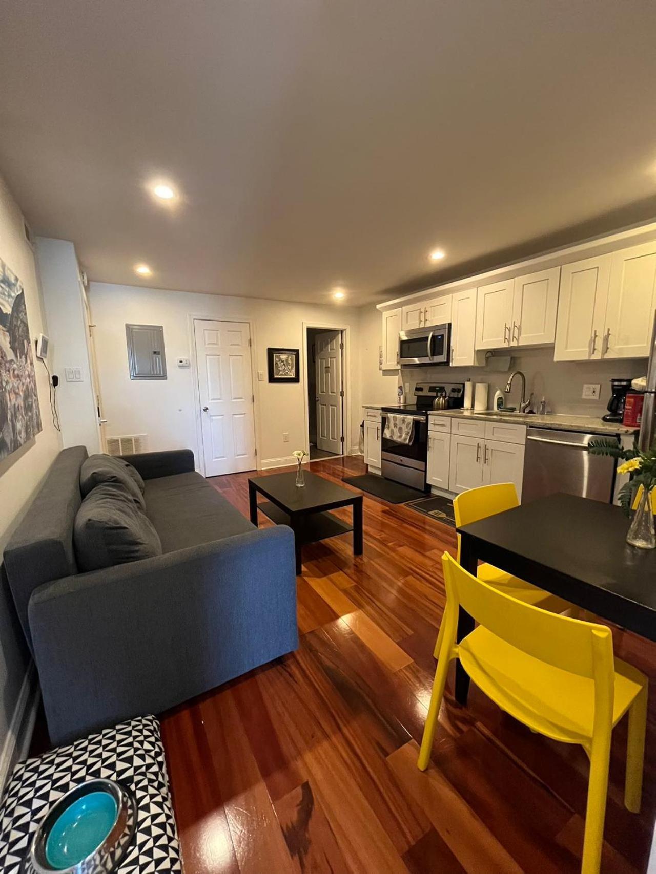 Modern Cozy Unit Near Geno'S & Pat'S Daire Philadelphia Dış mekan fotoğraf